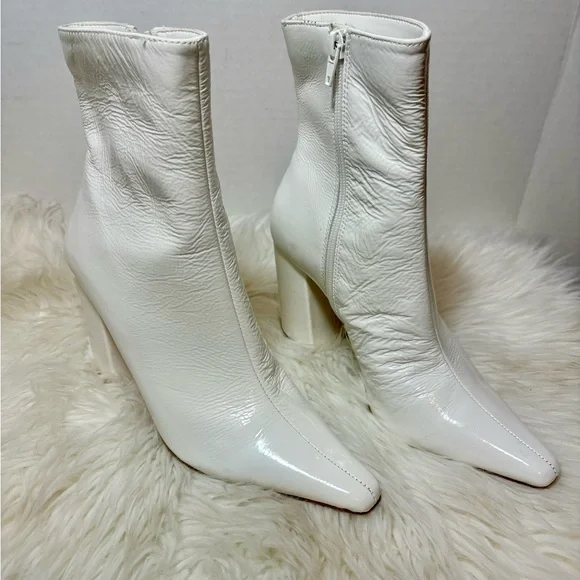 STEVE MADDEN Zoe White Patent Heeled Booties - Picture 3 of 9